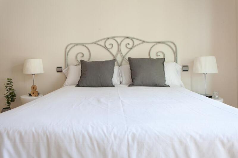 Apartments Olé - Albareda 24 Séville Extérieur photo